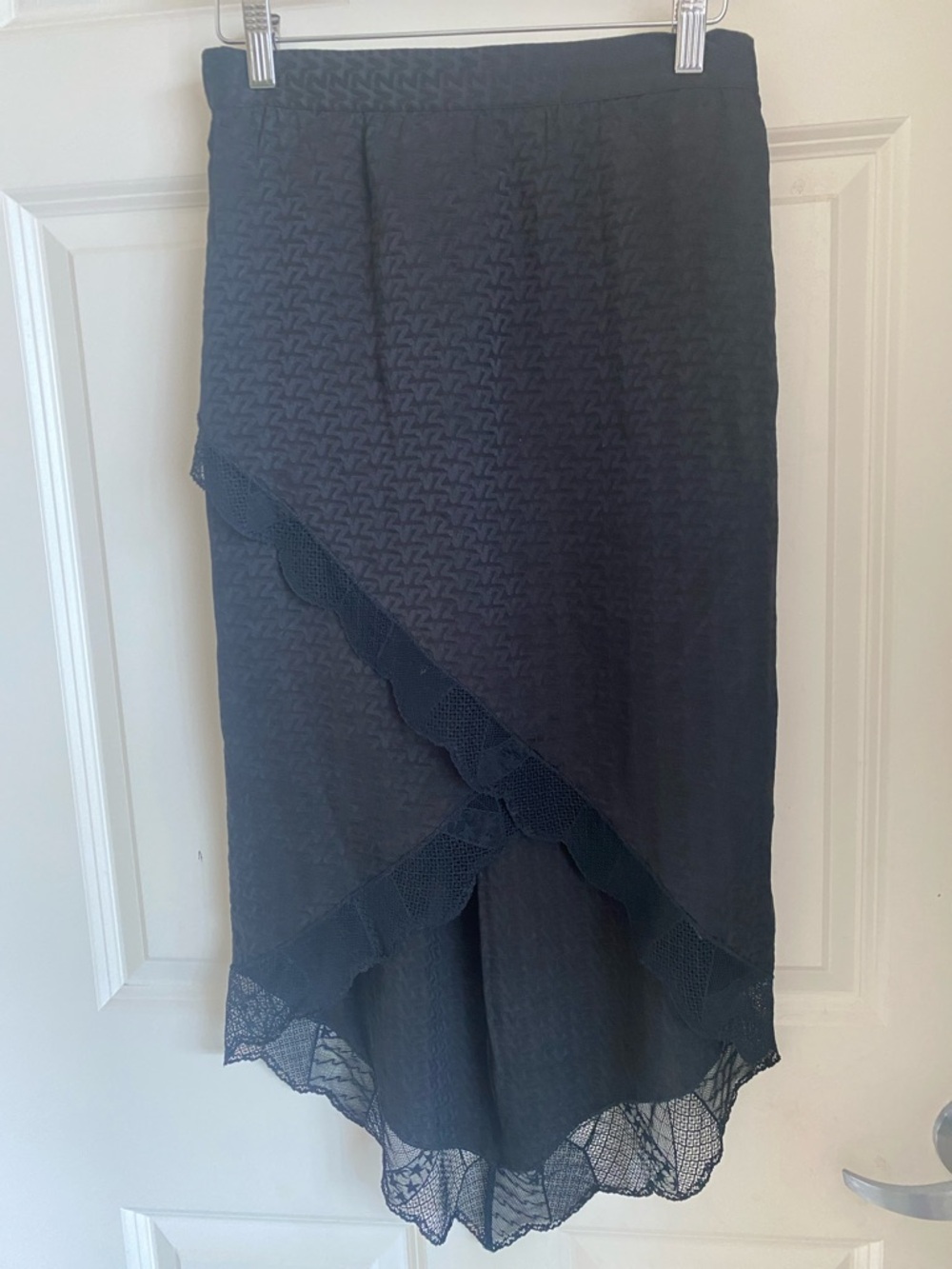 Zadig & Voltaire Black Textured High-Low  Silk Skirt with Lace Trim